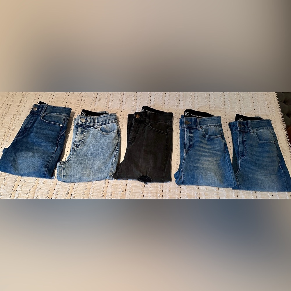 5 PAIR of New York & Co Women SCULPTING skinny jeans!  Sz 6 Tall!! Butt forming - Picture 2 of 16